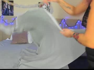 Barbiemuscle1 Chaturbate stream image from December 18, 2024
