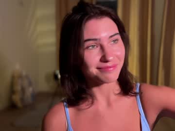 Helensheaven Chaturbate stream image from December 18, 2024
