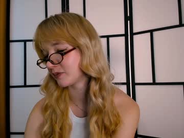 Linndodson Chaturbate stream image from December 18, 2024