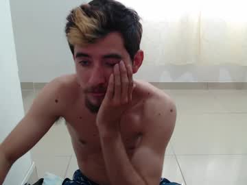 Myke_Xxx Chaturbate stream image from December 18, 2024
