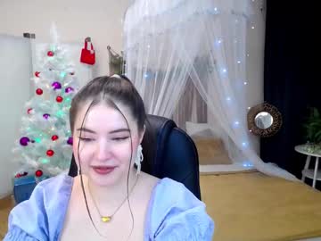 Nicolefoxery Chaturbate stream image from December 18, 2024