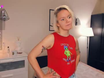Albertaferrett Chaturbate stream image from December 18, 2024