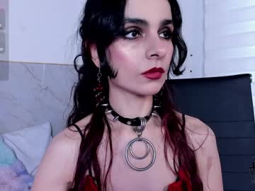 Alicenoir_ Chaturbate stream image from December 18, 2024