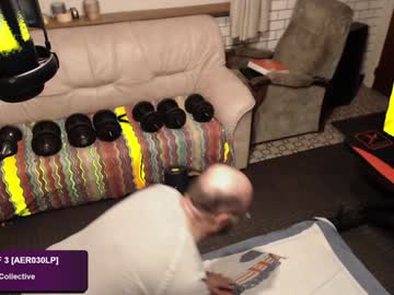 Bazzz_8 Chaturbate stream image from December 18, 2024
