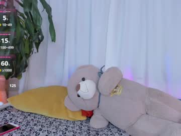 Charlotte_Blond Chaturbate stream image from December 18, 2024