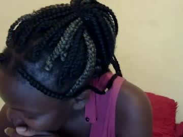 Cute_Roxie Chaturbate stream image from December 18, 2024