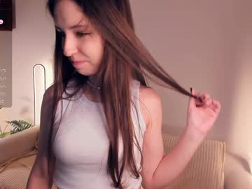 Dierabyrd Chaturbate stream image from December 18, 2024