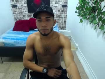 Konor_Collins Chaturbate stream image from December 18, 2024