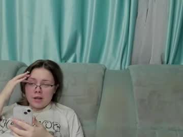 Lizzi_Muur Chaturbate stream image from December 18, 2024