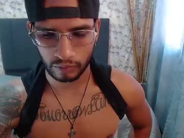 Malcom_Graycum Chaturbate stream image from December 18, 2024