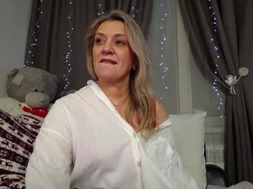 Victoria50 Chaturbate stream image from December 18, 2024