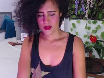 Wendyluna222 Chaturbate stream image from December 18, 2024