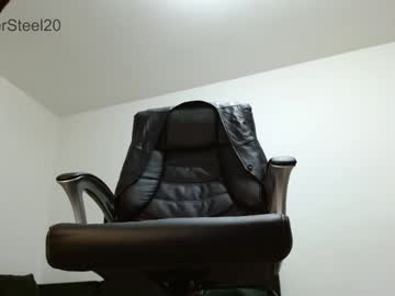 Xandeer_Steel Chaturbate stream image from December 18, 2024