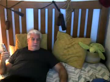Yoursilverfoxman Chaturbate stream image from December 18, 2024
