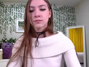 Zoeevansi Chaturbate stream image from December 18, 2024