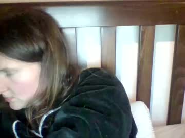 Annie1235 Chaturbate stream image from December 18, 2024