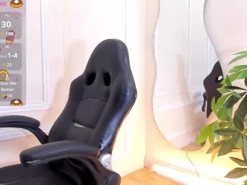 Belinda_Hills Chaturbate stream image from December 18, 2024
