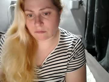 Candycream74 Chaturbate stream image from December 18, 2024