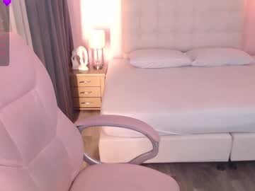 Dannya_Rhodes_ Chaturbate stream image from December 18, 2024