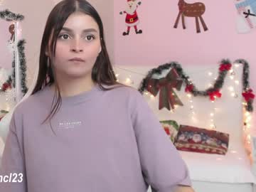 Gabriellahoney18 Chaturbate stream image from December 18, 2024