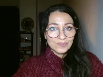 Ginaoneon Chaturbate stream image from December 18, 2024