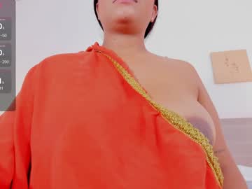 Karrenna_ Chaturbate stream image from December 18, 2024