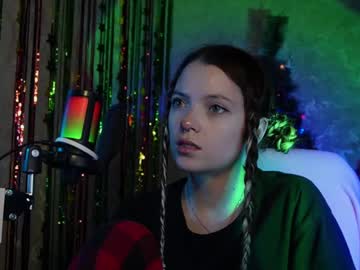 Kawaidesy Chaturbate stream image from December 18, 2024