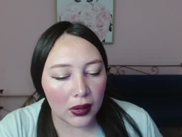 Leslie_Gilt Chaturbate stream image from December 18, 2024