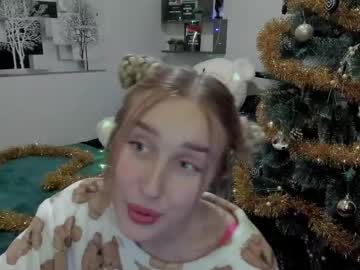 Linatruly Chaturbate stream image from December 18, 2024