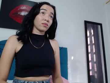 Meagan_Blue Chaturbate stream image from December 18, 2024