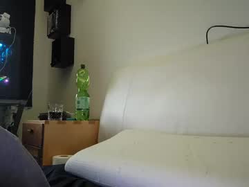 Meandherbaby Chaturbate stream image from December 18, 2024