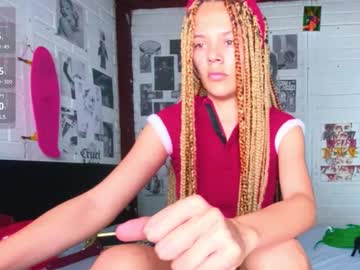 Merlinabad Chaturbate stream image from December 18, 2024