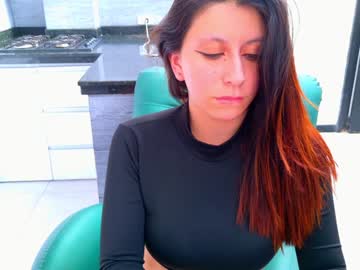 Moon_Blue222 Chaturbate stream image from December 18, 2024