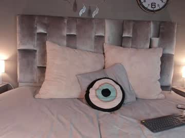 Nahomicampbell_ Chaturbate stream image from December 18, 2024