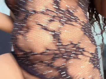 Nataly_Velez Chaturbate stream image from December 18, 2024