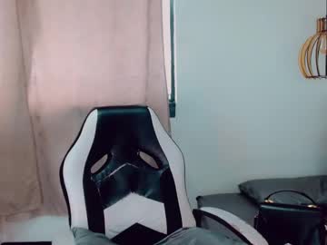 Oriana_Braom Chaturbate stream image from December 18, 2024
