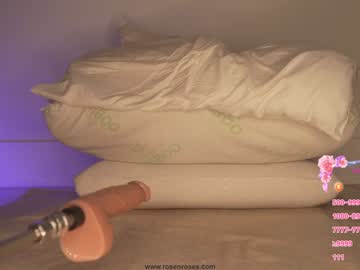Rosenroses Chaturbate stream image from December 18, 2024