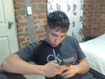 Ryan_Moore_ Chaturbate stream image from December 18, 2024