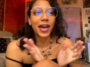 Sapphire_Honest Chaturbate stream image from December 18, 2024
