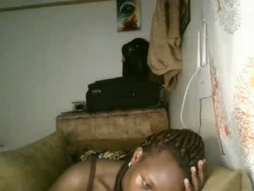 Sonnia01 Chaturbate stream image from December 18, 2024