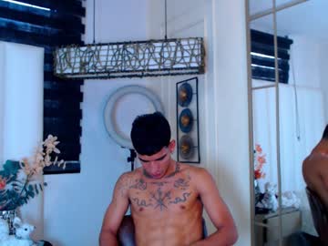 Xhottoyszonex Chaturbate stream image from December 18, 2024