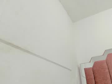 Abby_Moss2 Chaturbate stream image from December 18, 2024