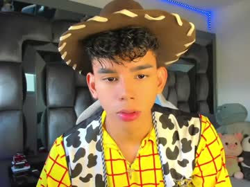 Andrew_Twink18 Chaturbate stream image from December 18, 2024