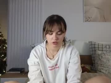 Evi_Woow Chaturbate stream image from December 18, 2024
