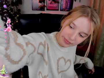 Karambamoon Chaturbate stream image from December 18, 2024