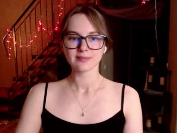 Katekvarforth Chaturbate stream image from December 18, 2024