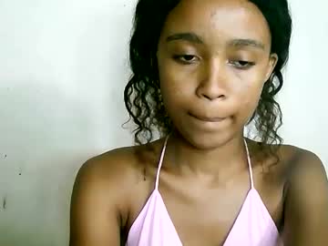Laminah Chaturbate stream image from December 18, 2024