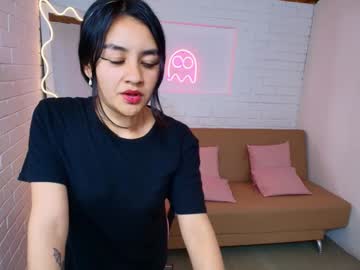 Luciaa_Tay Chaturbate stream image from December 18, 2024