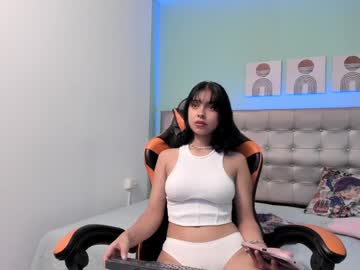 Nicole_Evan Chaturbate stream image from December 18, 2024