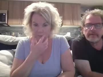 Oneoften1000 Chaturbate stream image from December 18, 2024